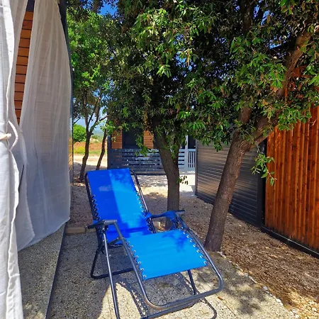 Campsite Andesa Mobile Pirovac- Perfect Vacation In A With A Pool, Few Steps From The Sea!