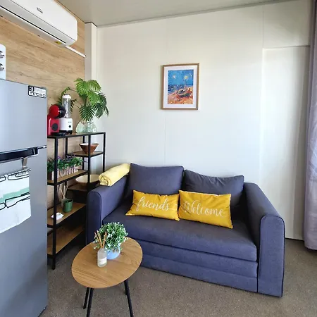 Andesa Mobile Pirovac- Perfect Vacation In A With A Pool, Few Steps From The Sea! Pirovac