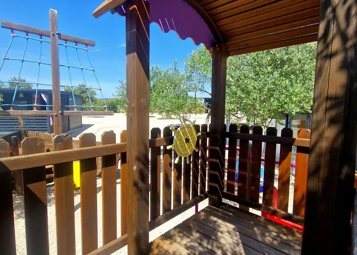 Camping Andesa Mobile Pirovac- Perfect Vacation In A With A Pool, Few Steps From The Sea! *