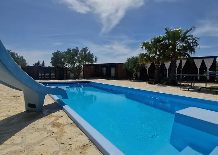 Andesa Mobile Pirovac- Perfect Vacation In A With A Pool, Few Steps From The Sea! Camping