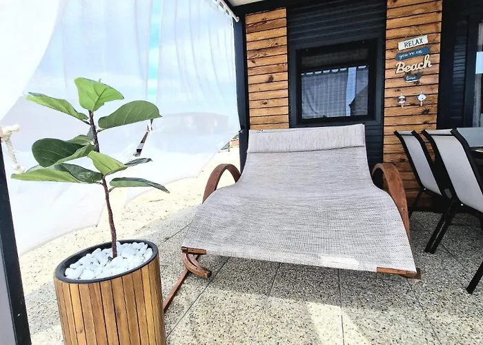 Andesa Mobile Pirovac- Perfect Vacation In A With A Pool, Few Steps From The Sea! Pirovac